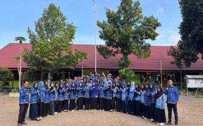 UPACARA MEMPERINGATI HARI KESAKTIAN PANCASILA SMAN 1 KEMPO 1 OKTOBER