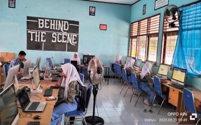 Pelaksanaan ANBK Siswa SMA Negeri 1 Kempo Tahun 2023